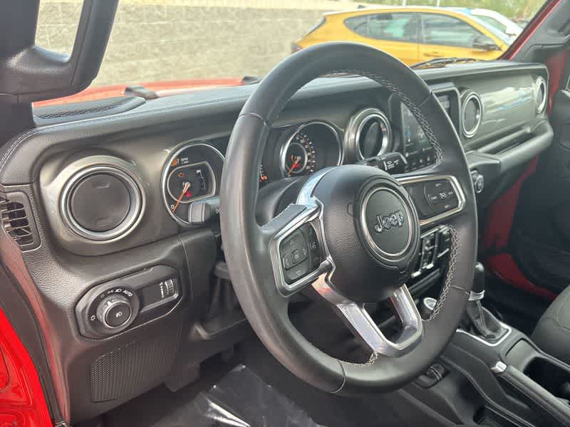 2023 Jeep Wrangler Sahara photo 10