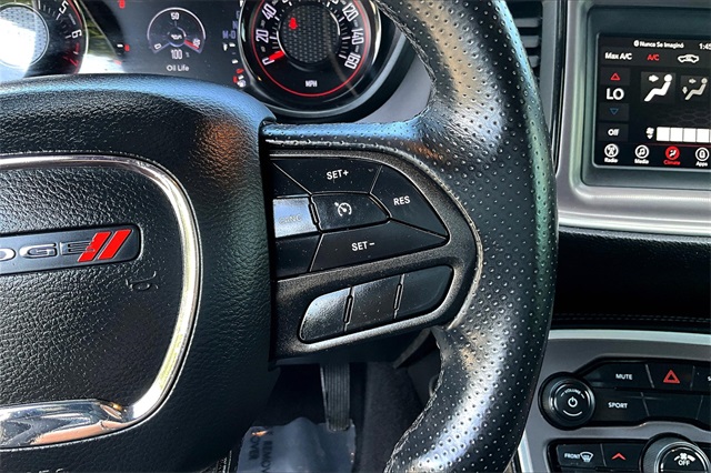 2022 Dodge Challenger SXT photo 11