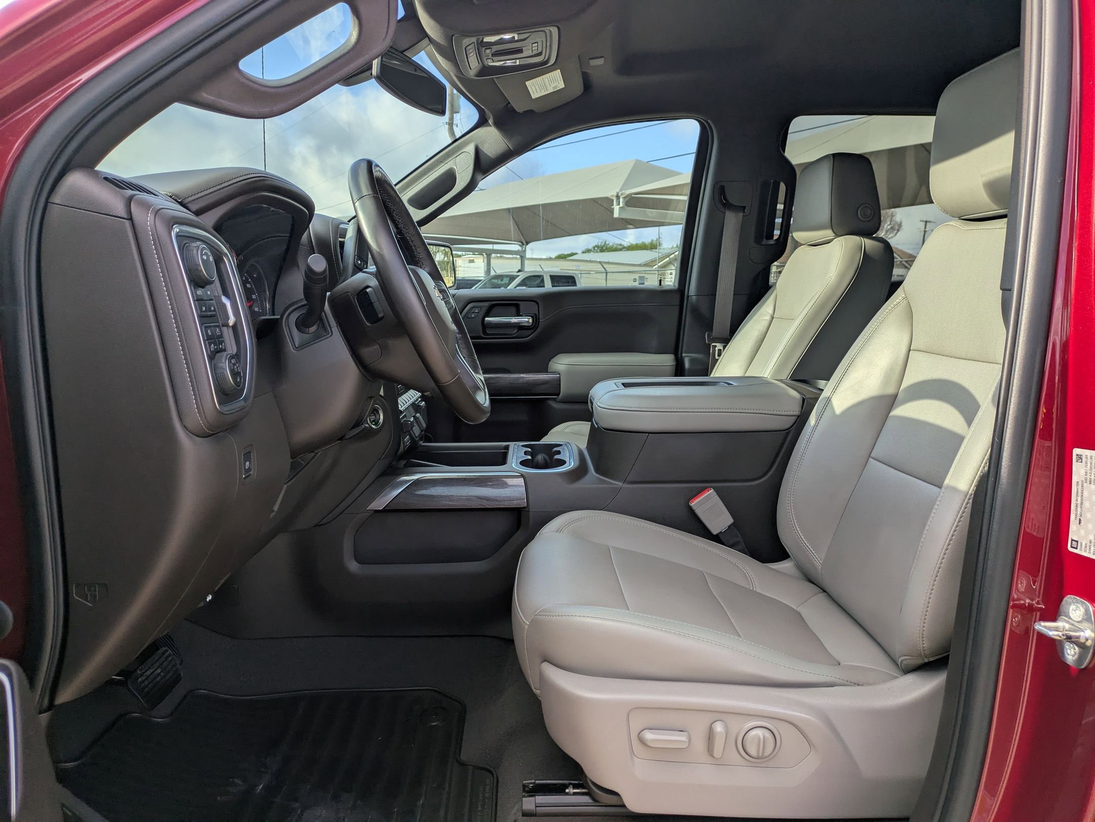 2019 Chevrolet Silverado 1500 LTZ photo 8