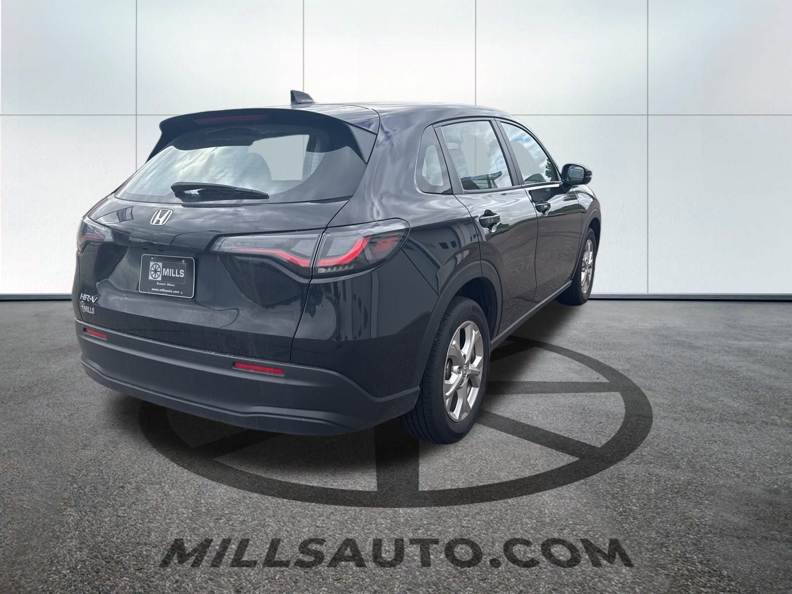 2023 Honda HR-V LX photo 2