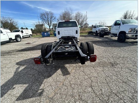 2024 Chevrolet Silverado 5500HD Work Truck photo 8