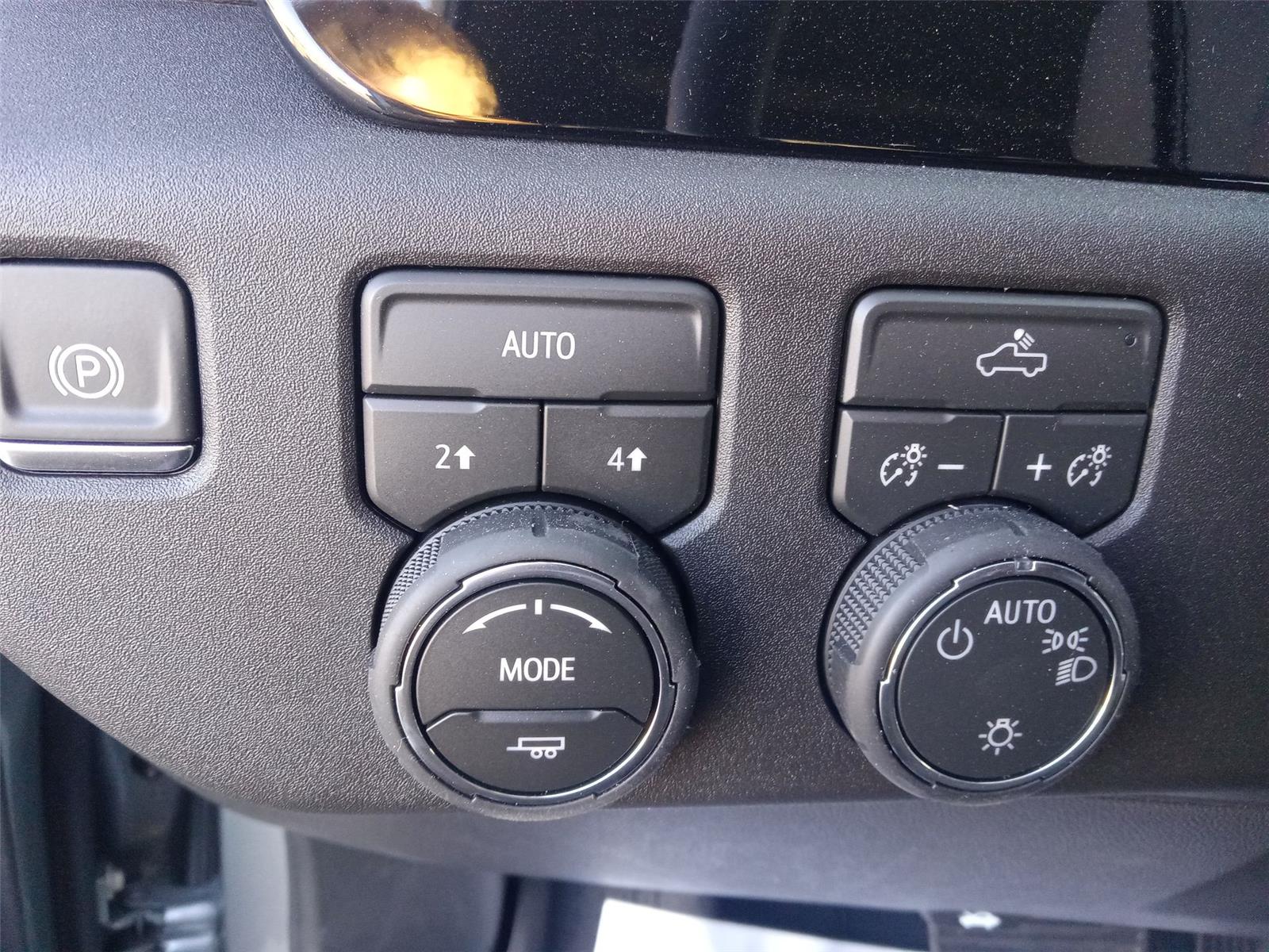 2026 Chevrolet Silverado 1500 LT photo 25