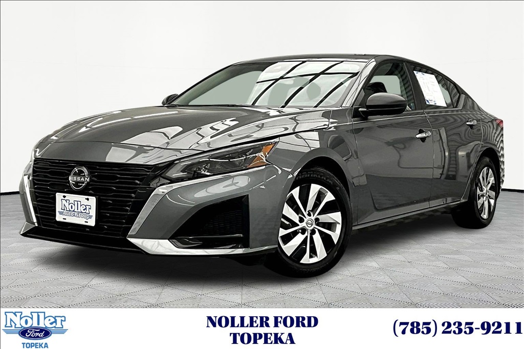 2024 Nissan Altima S's photo