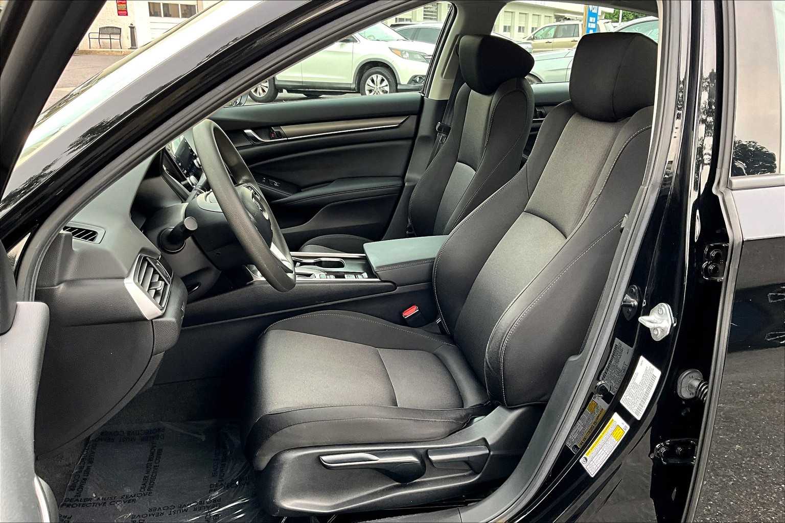 2021 Honda Accord LX photo 7