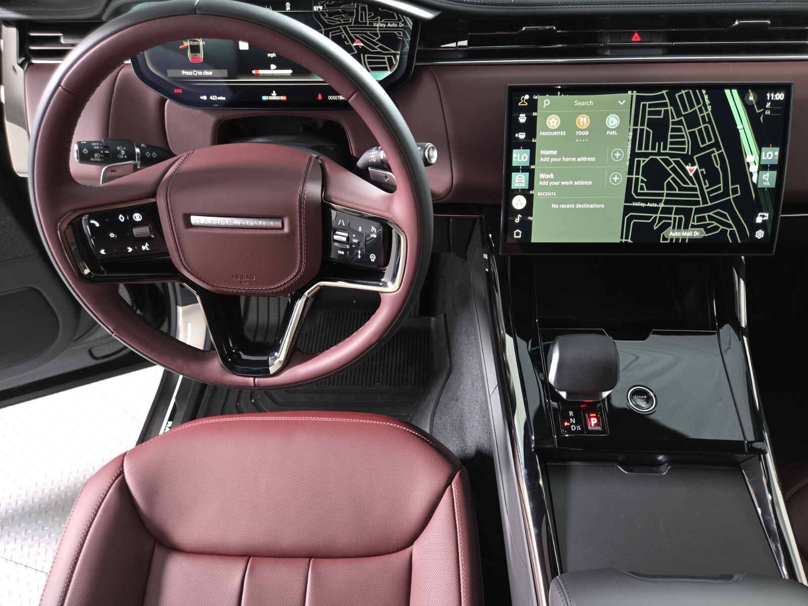 2025 Land Rover Range Rover Sport SE photo 11