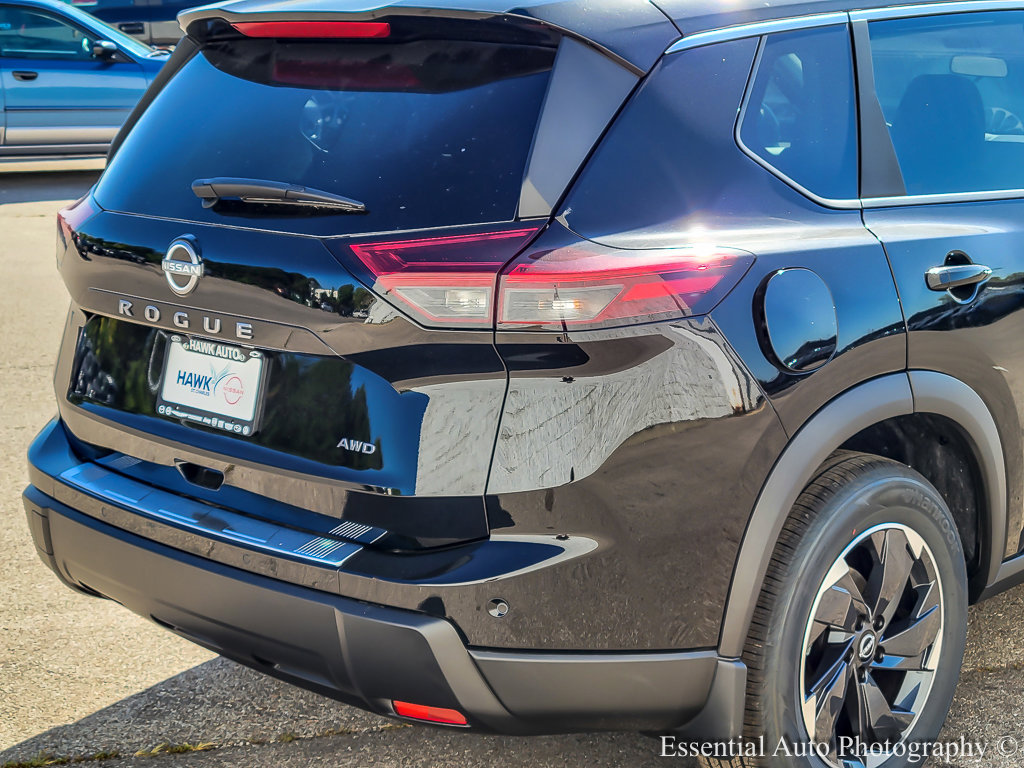2026 Nissan Rogue SV photo 4