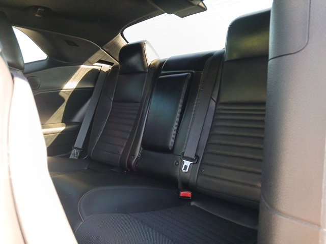 2016 Dodge Challenger R/T Plus Shaker photo 23