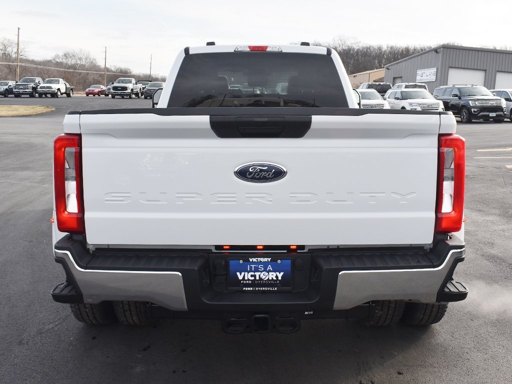 2025 Ford F-350 XLT photo 25