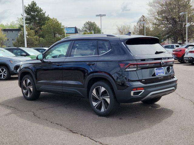 2025 Volkswagen Taos SE photo 5