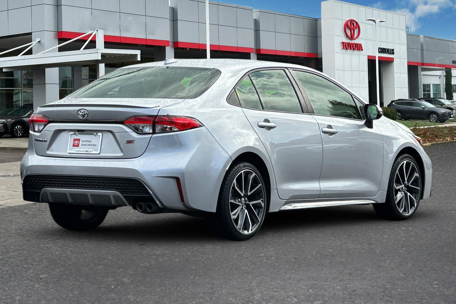 2020 Toyota Corolla SE photo 3