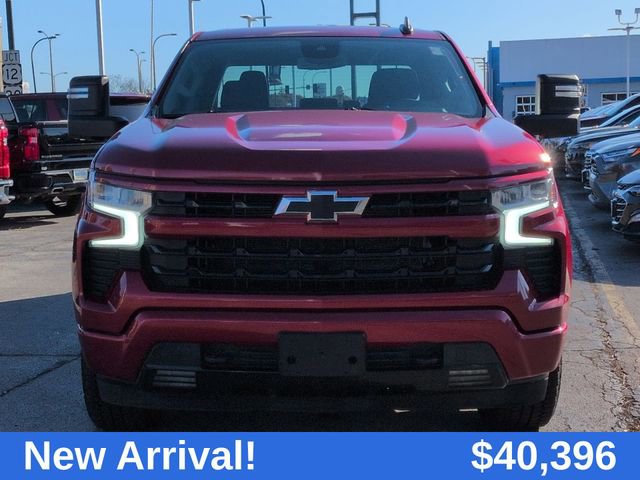 2023 Chevrolet Silverado 1500 RST photo 3
