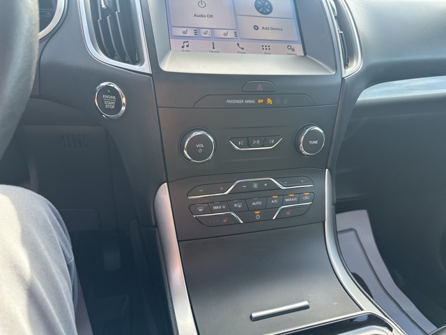 2019 Ford Edge SEL photo 33
