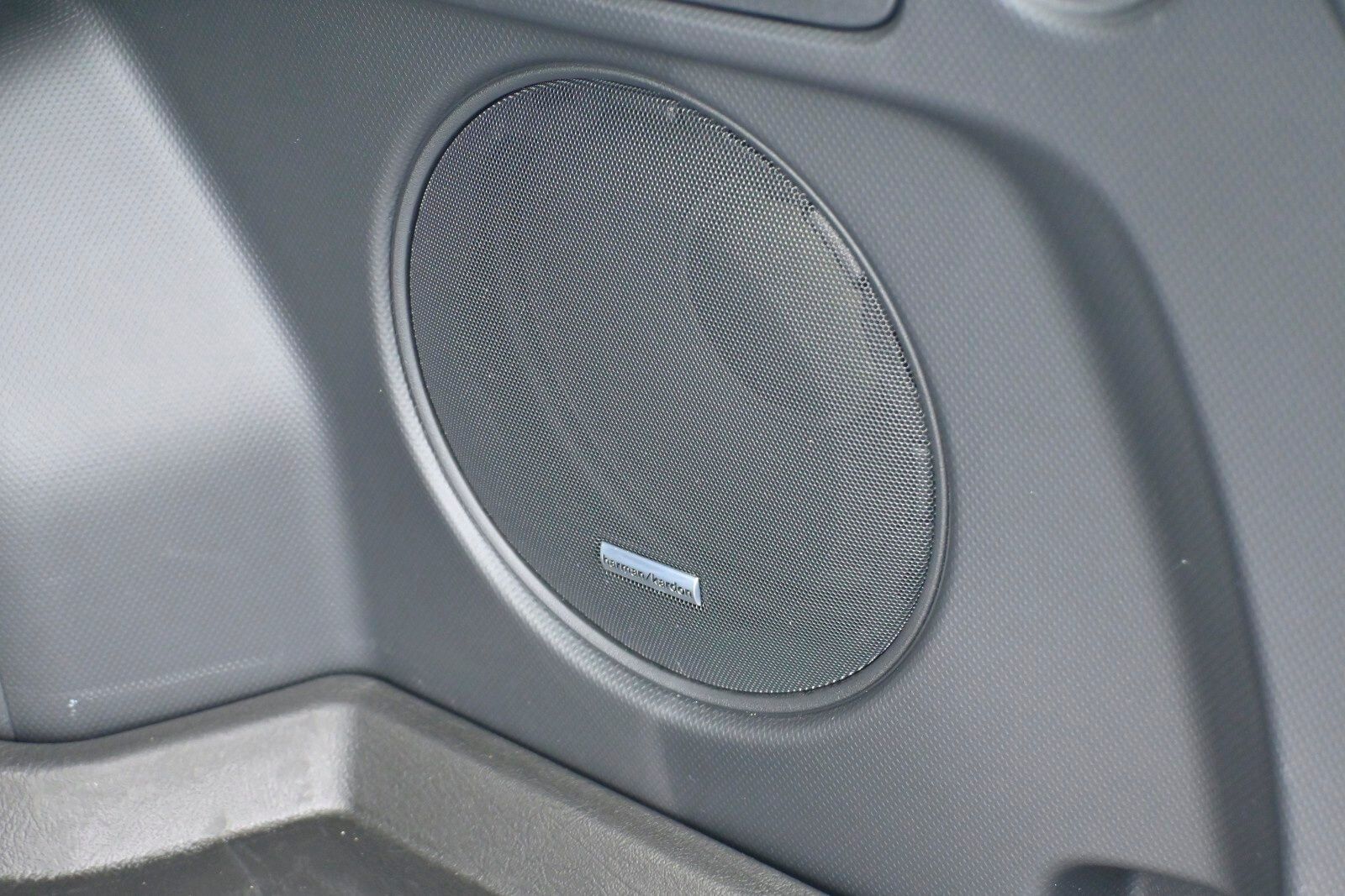 2025 Subaru Forester Sport photo 3