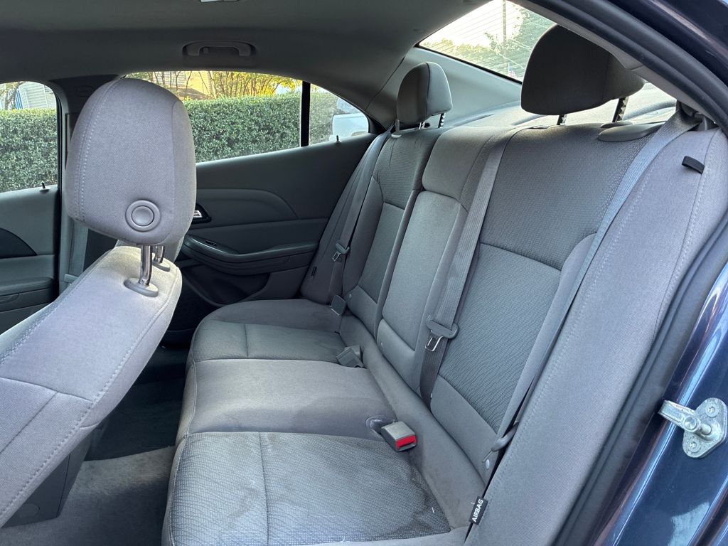 2015 Chevrolet Malibu LS photo 21