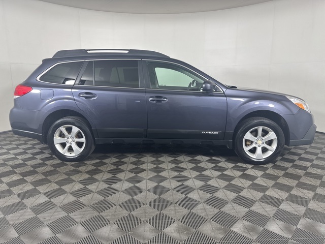 Used 2014 Subaru Outback 2.5i Premium with VIN 4S4BRBCC4E3299428 for sale in Kalispell, MT