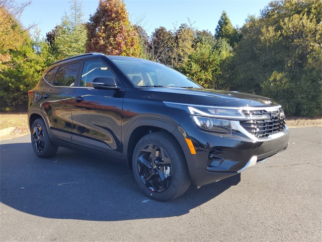 2026 Kia Seltos EX photo 3