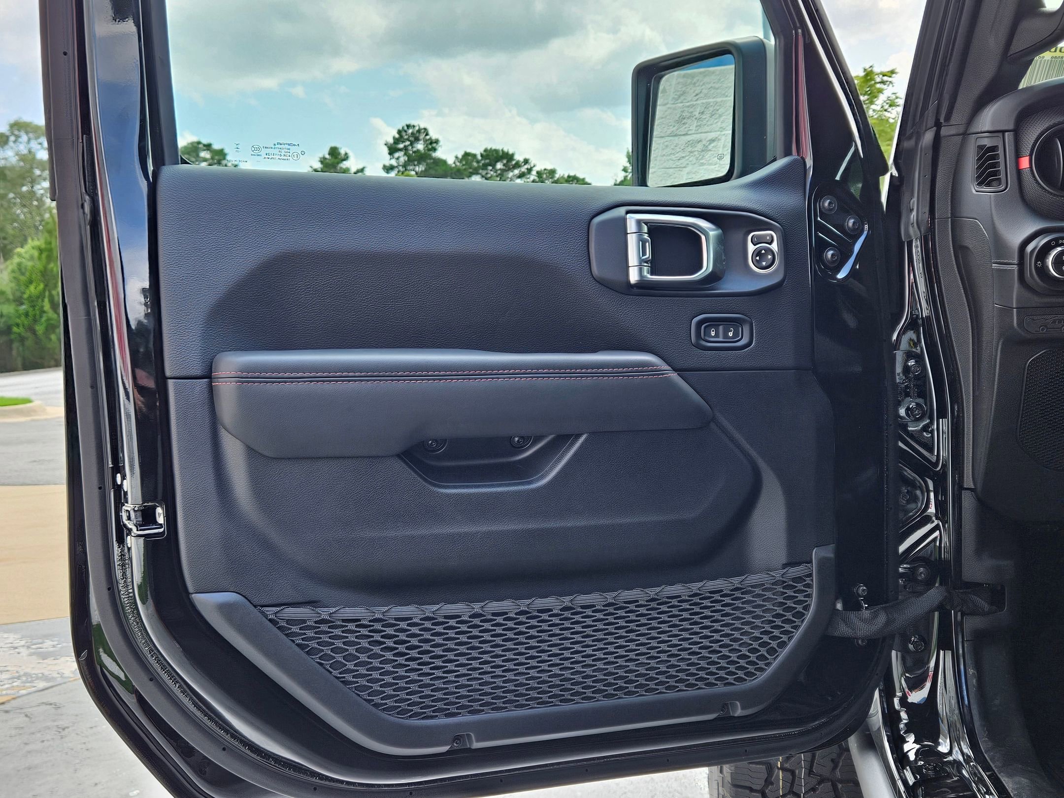 2025 Jeep Gladiator Rubicon photo 15