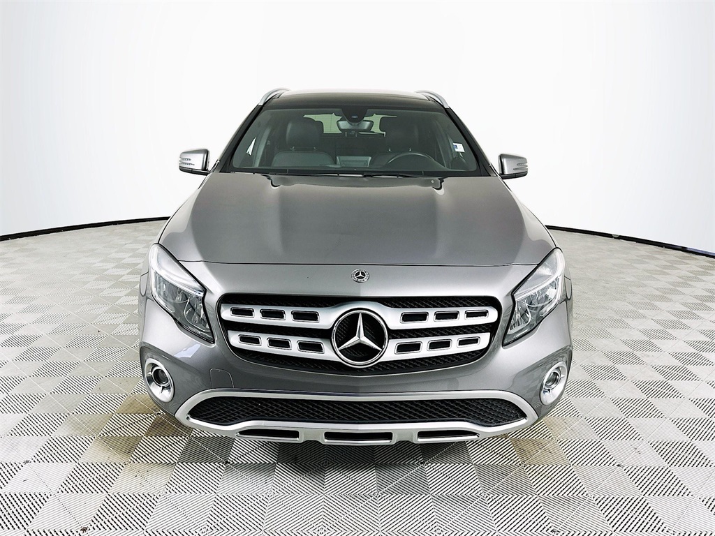 2018 Mercedes Benz GLA 250 photo 2