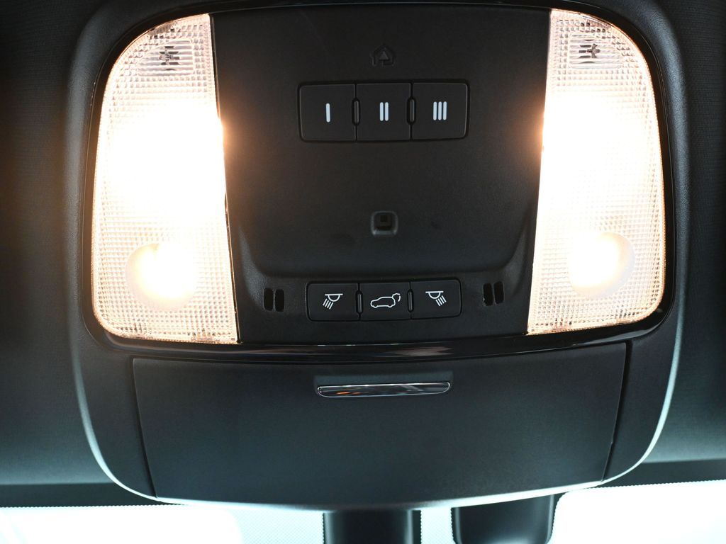 2023 Dodge Durango R/T Blacktop photo 25