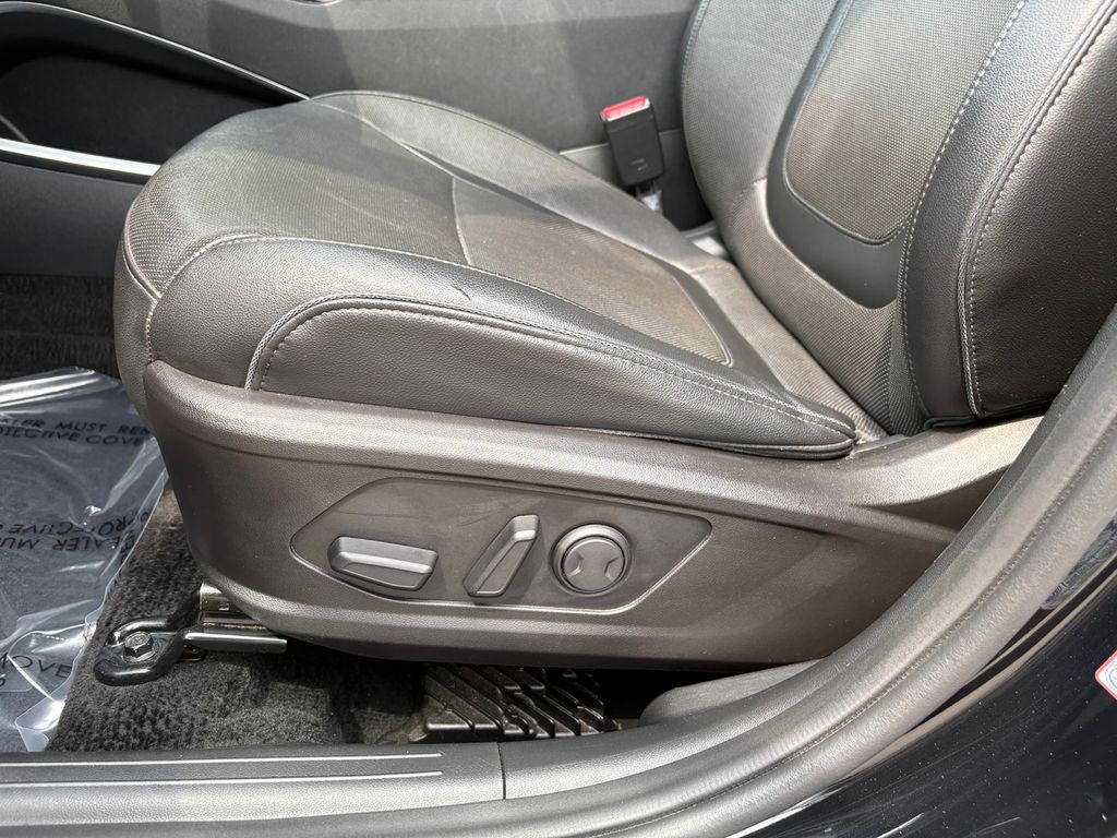2023 Hyundai Tucson Limited photo 14