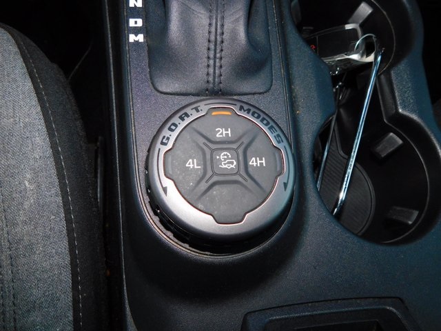 2023 Ford Bronco Base photo 33