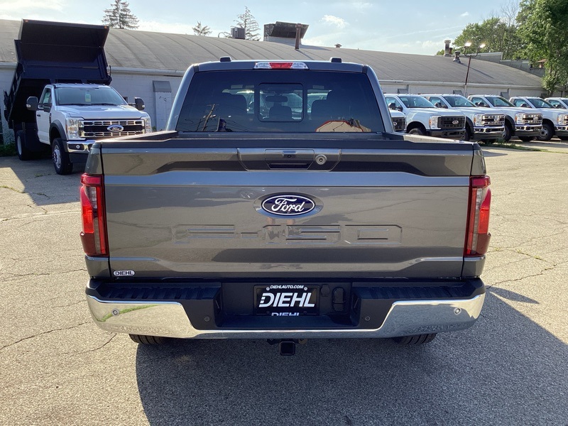 2025 Ford F-150 XLT photo 6