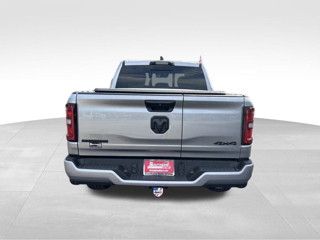 2025 Ram 1500 Big Horn photo 3