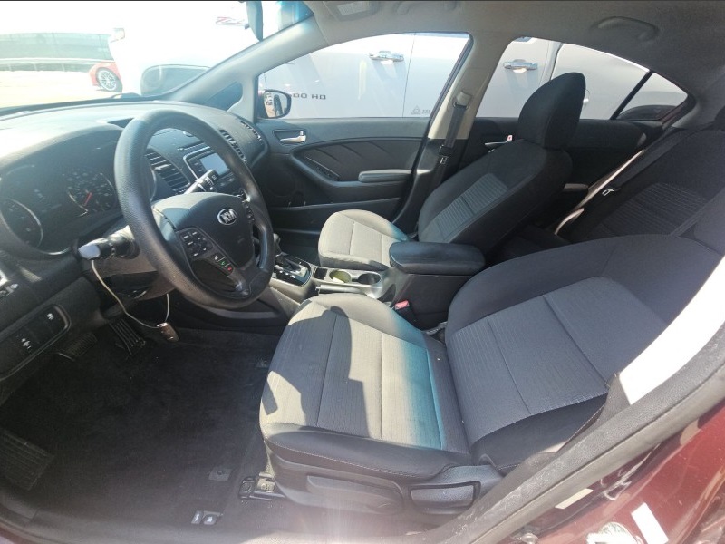 2017 Kia Forte LX photo 14