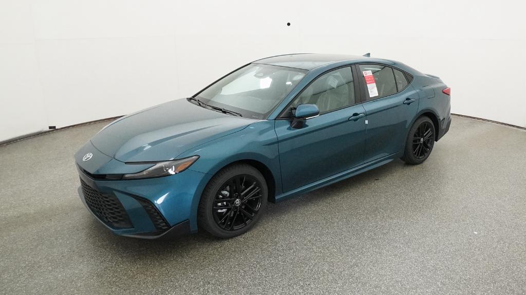 2026 Toyota Camry SE's photo