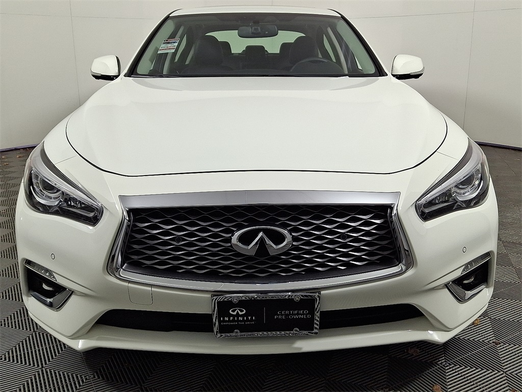 2022 Infiniti Q50 LUXE photo 2