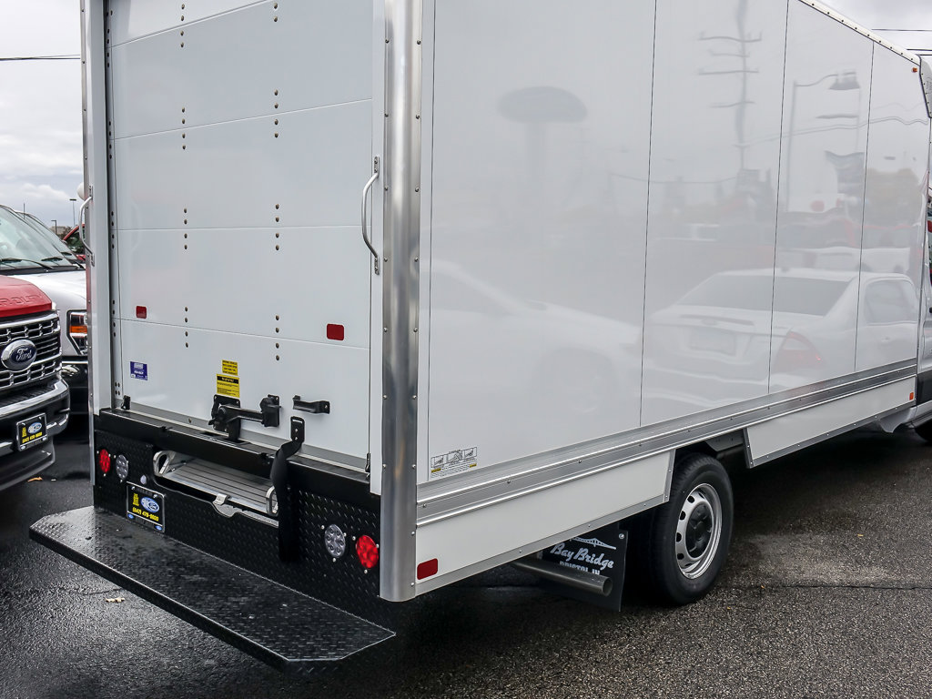 2024 Ford Transit Chassis Cutaway photo 4