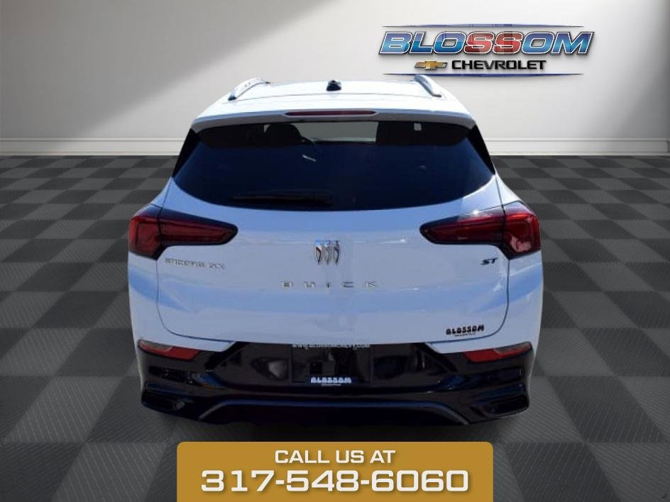 2024 Buick Encore GX Sport Touring photo 6