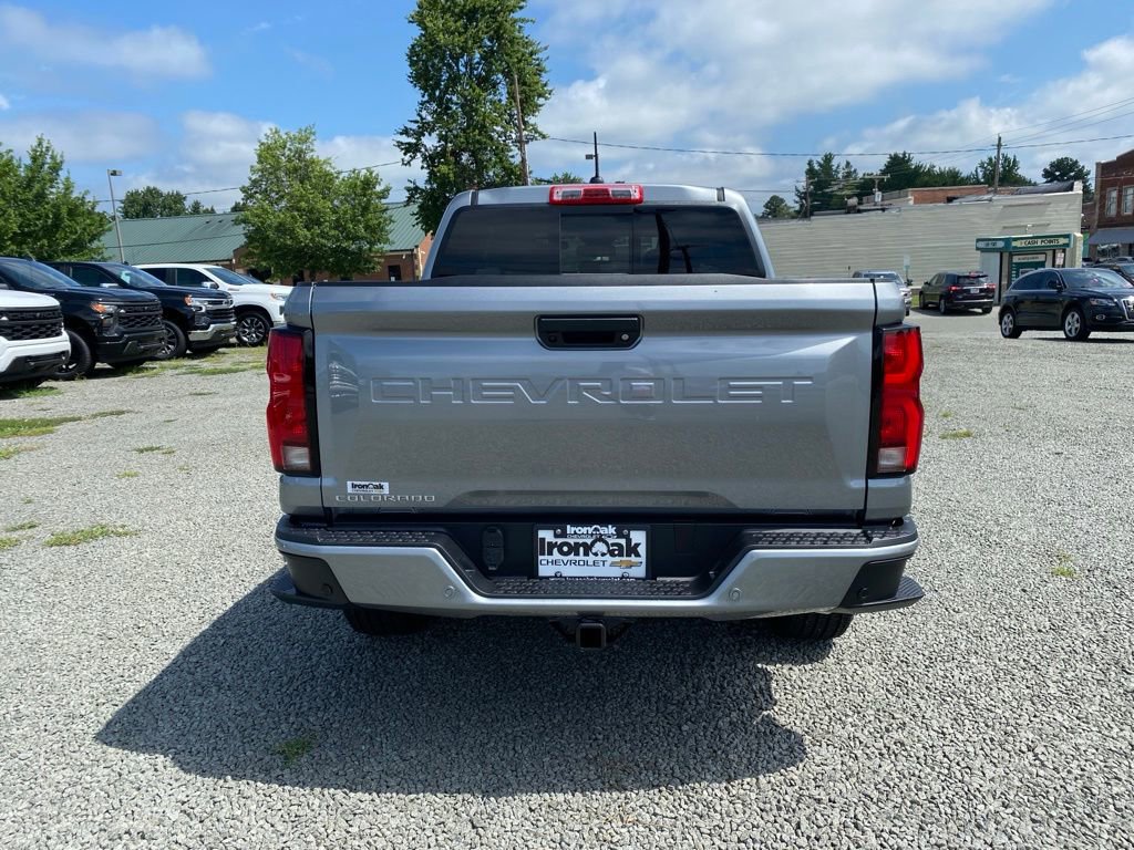 2025 Chevrolet Colorado Work Truck LT photo 4