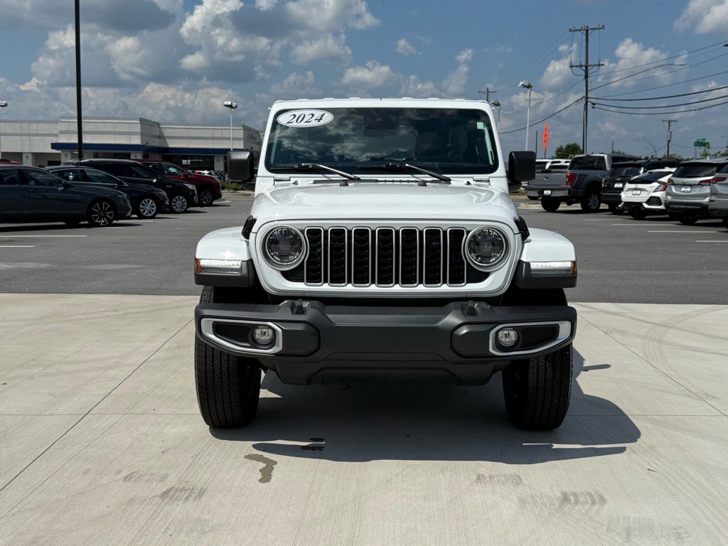2024 Jeep Wrangler Sahara photo 2