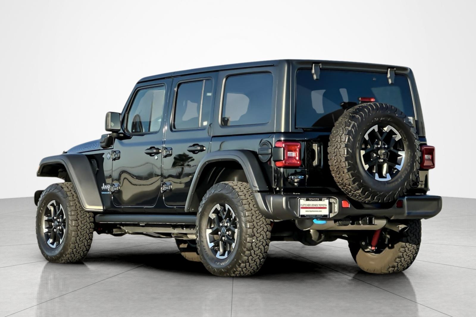 2024 Jeep Wrangler 4xe Rubicon photo 3