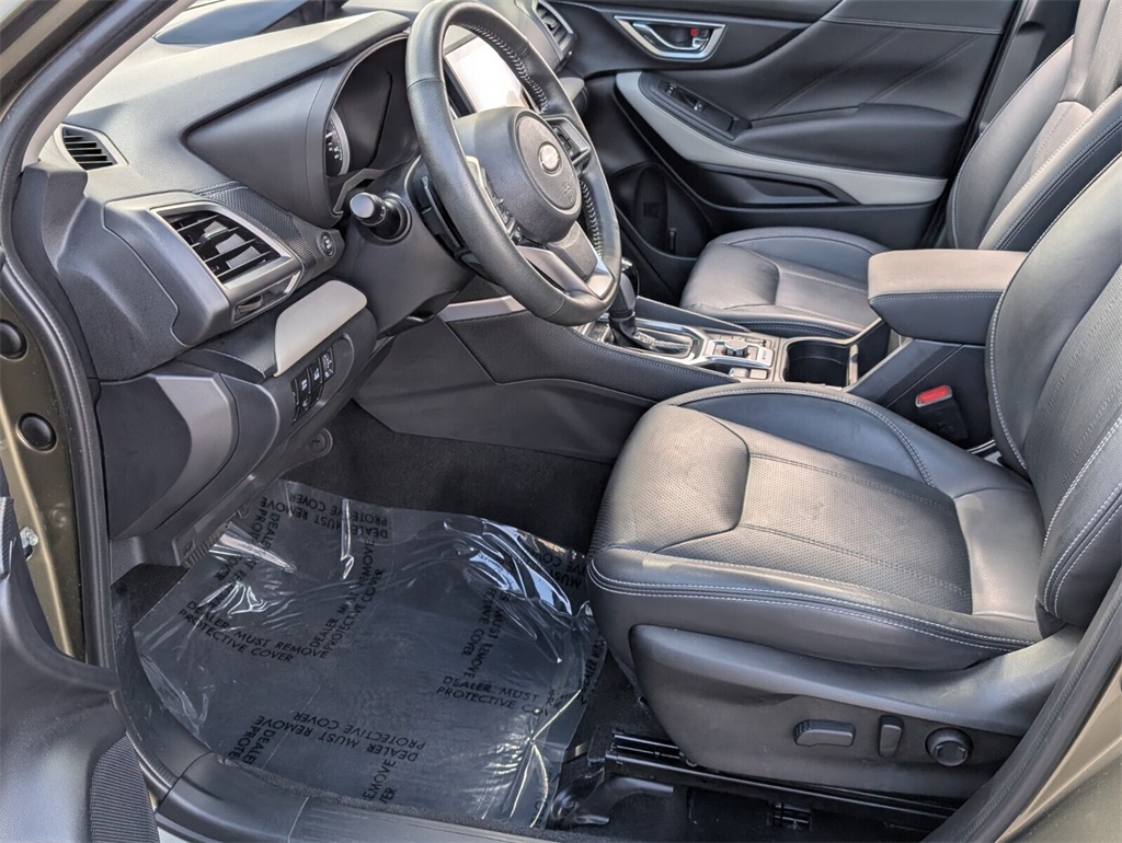 2022 Subaru Forester Limited photo 3