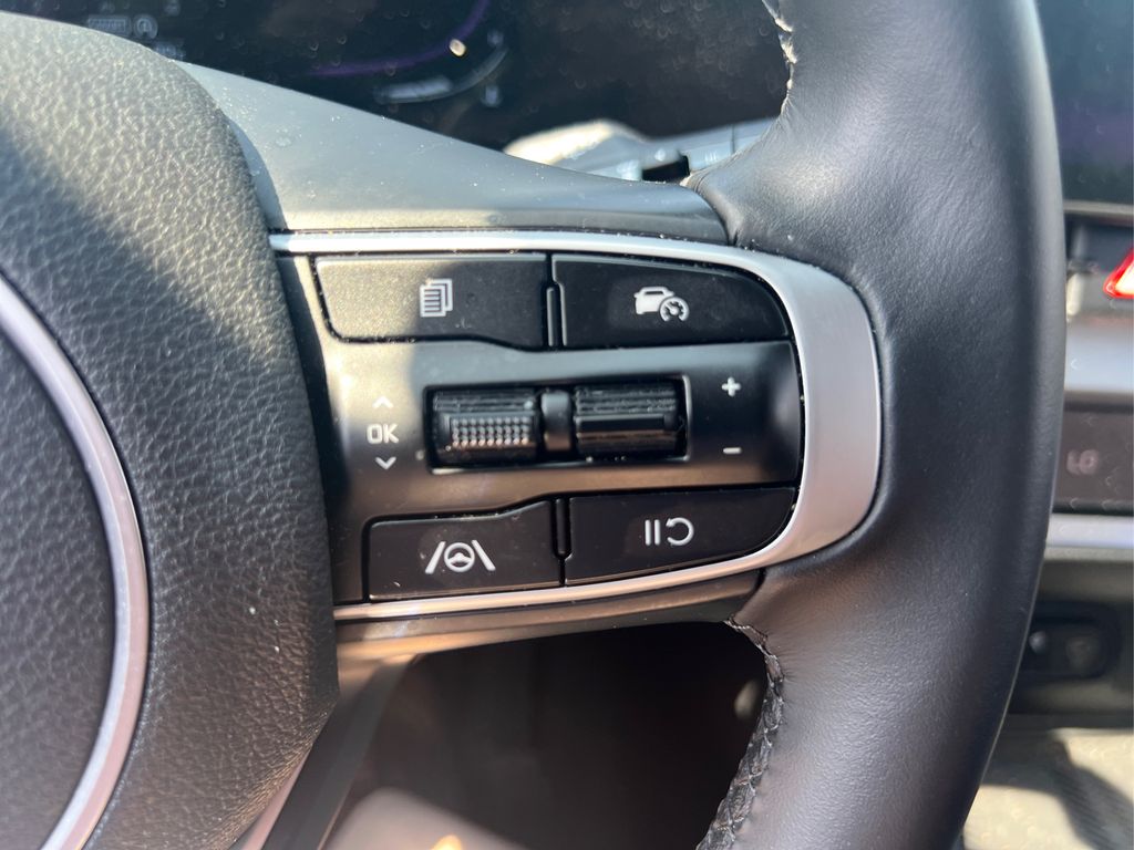 2024 Kia Sportage EX photo 22