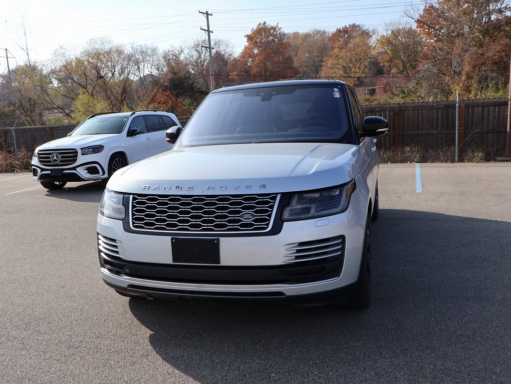 2018 Land Rover Range Rover SuperCharged photo 2