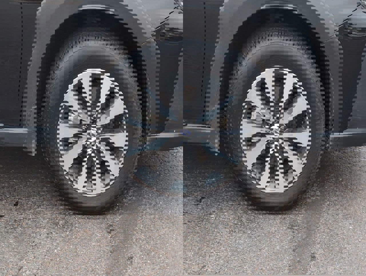 2024 Subaru Outback Limited XT photo 9