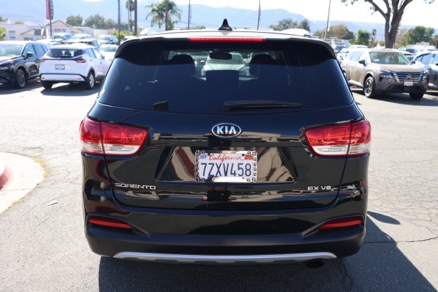 2018 Kia Sorento EX photo 4
