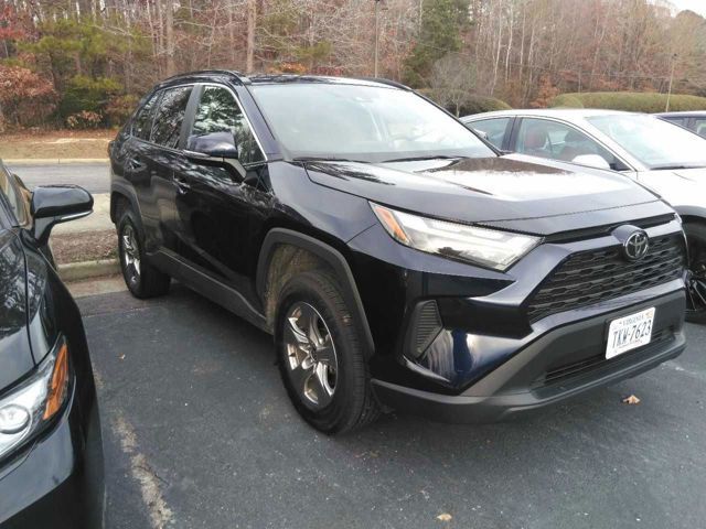 Used 2024 Toyota RAV4 XLE with VIN 2T3W1RFV1RW320693 for sale in Northfield, Minnesota