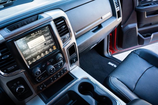 2017 Ram 2500 Laramie photo 26