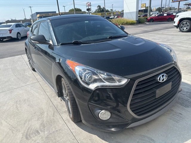 2016 Hyundai Veloster Turbo photo 3