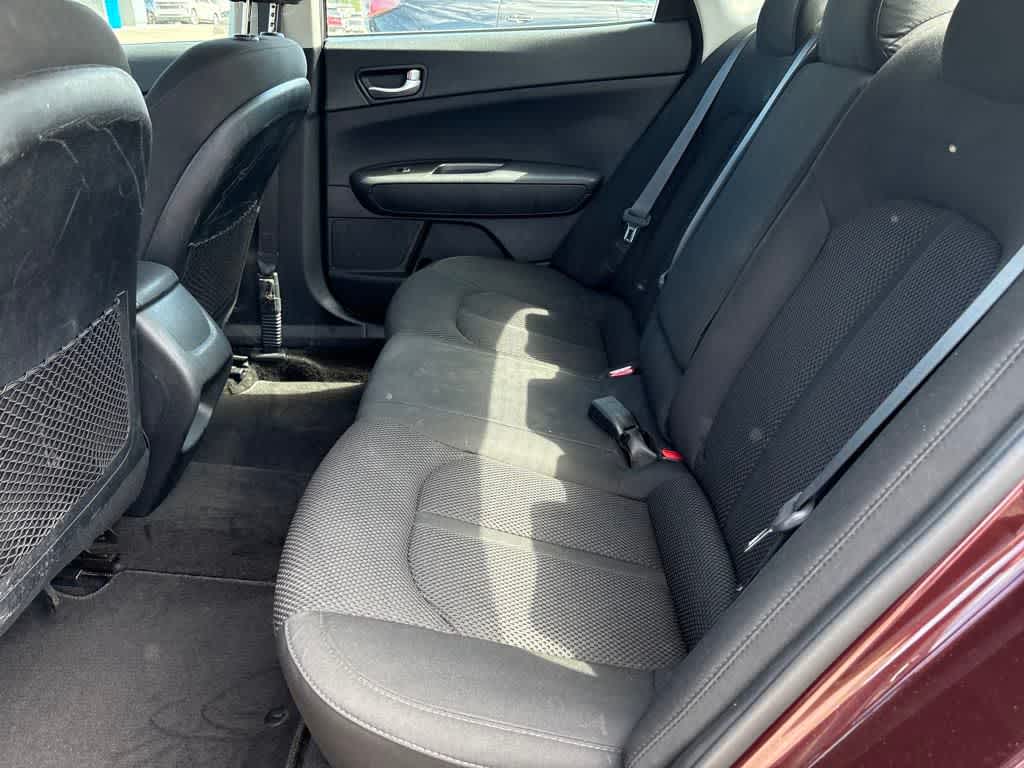2020 Kia Optima LX photo 28