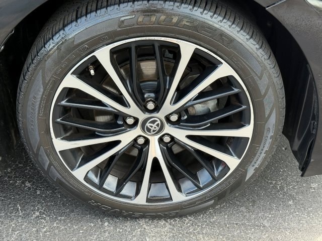 2018 Toyota Camry LE photo 7