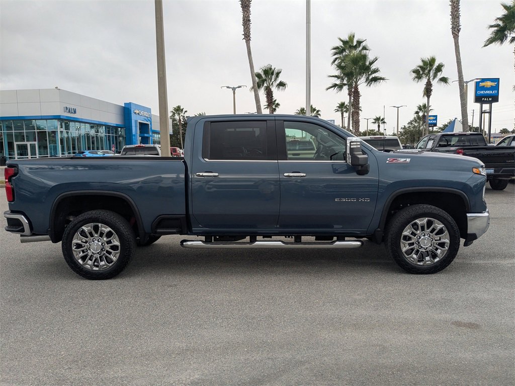 2026 Chevrolet Silverado 2500HD LTZ photo 2