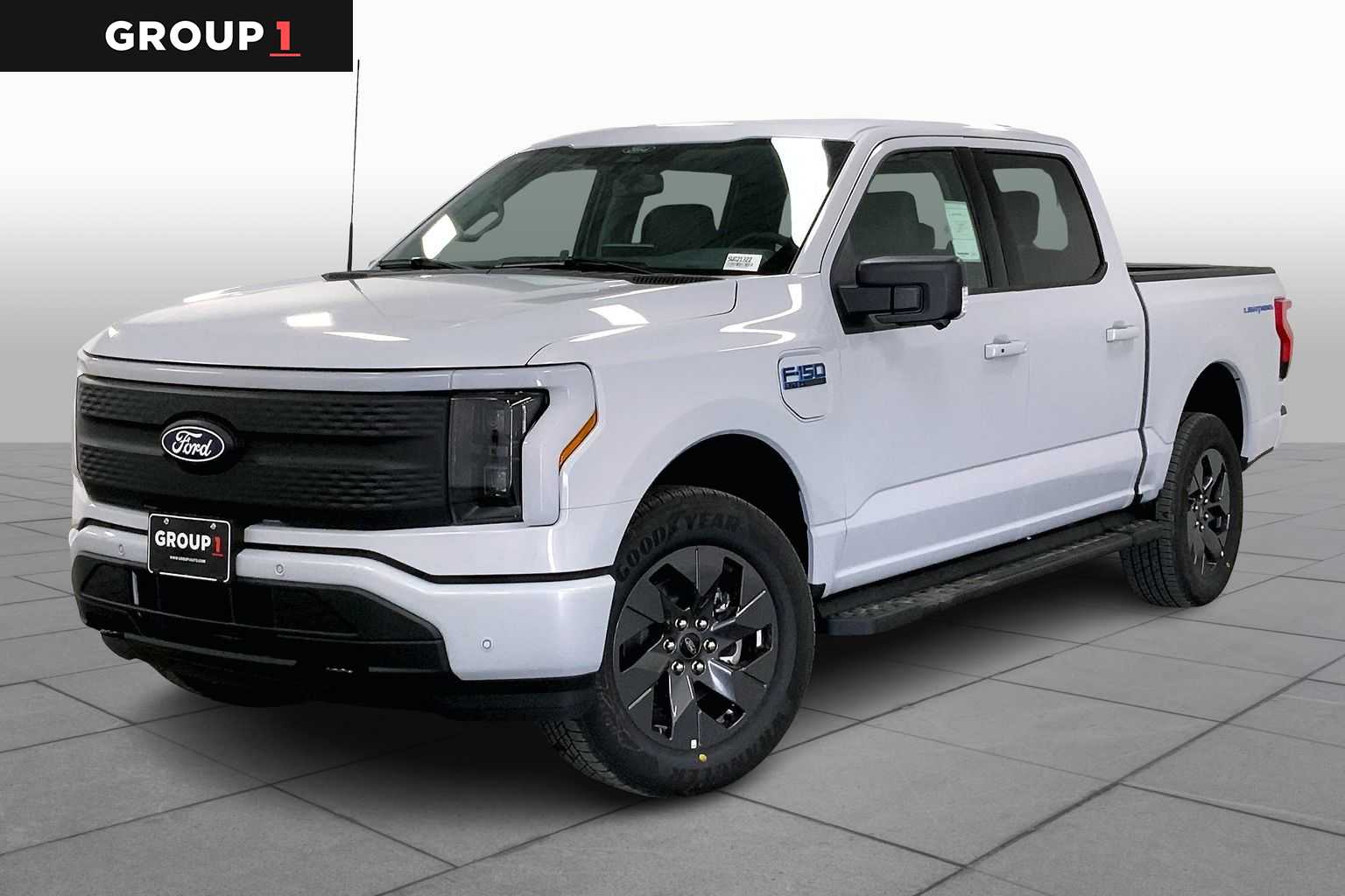 2025 Ford F-150 Lightning photo 4