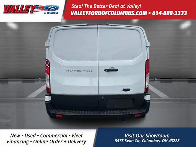 2025 Ford Transit photo 3
