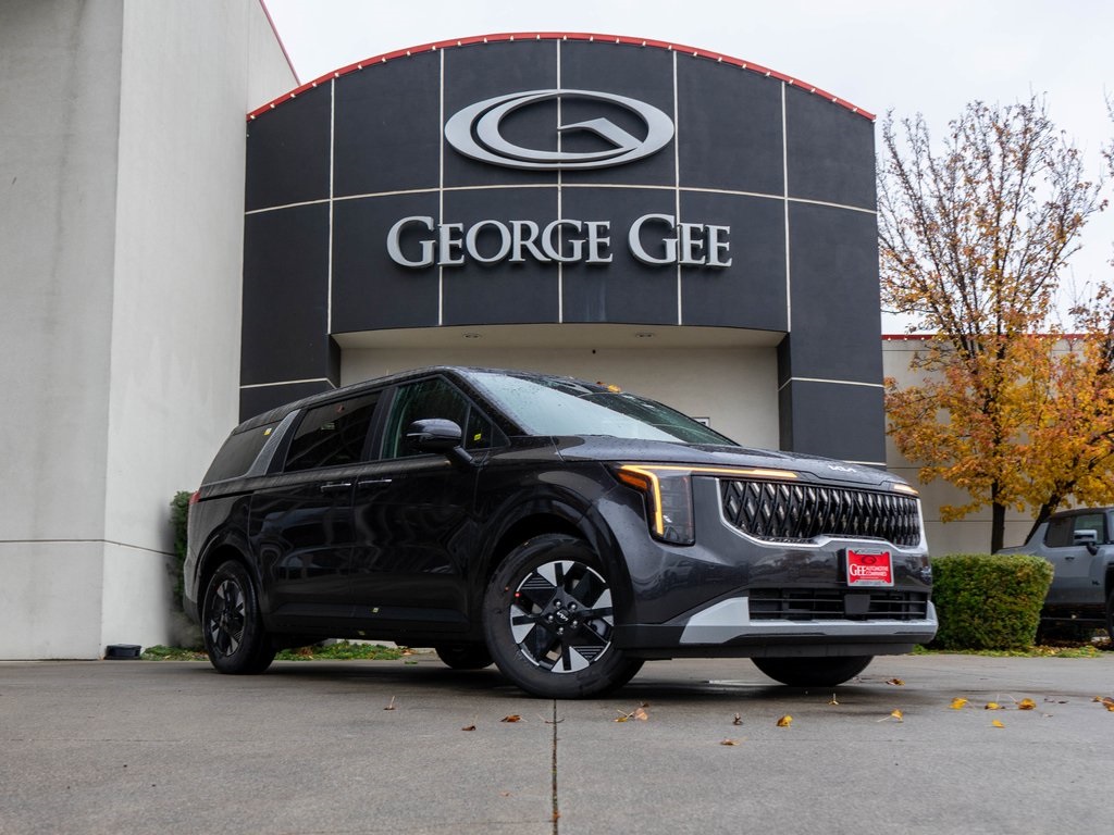 2026 Kia Carnival LXS's photo