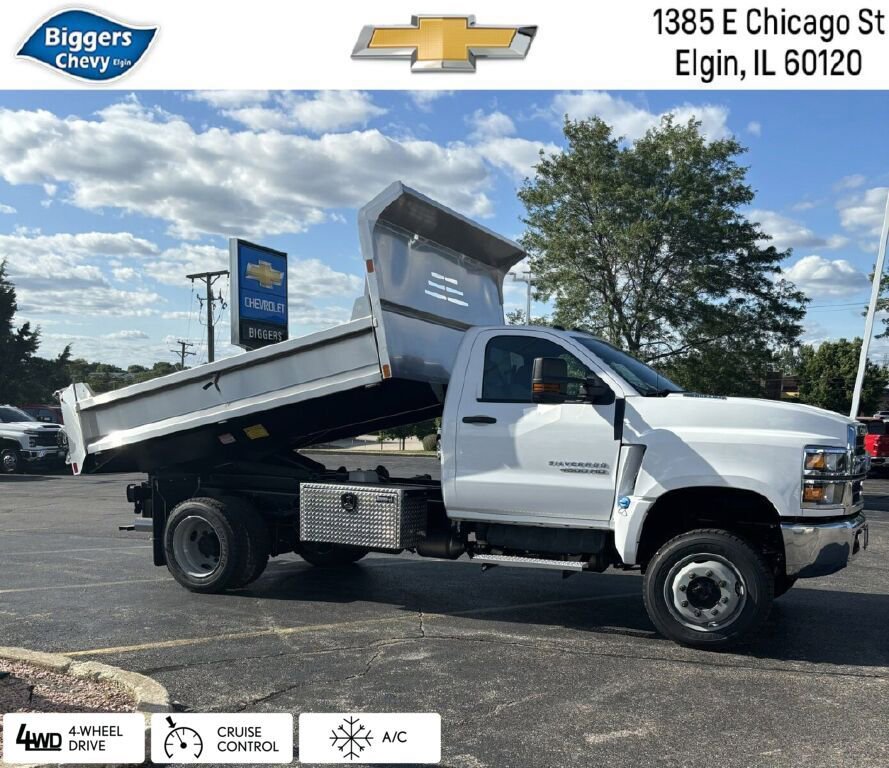 2024 Chevrolet Silverado 4500 Medium Duty Chassis Cab Work Truck's photo